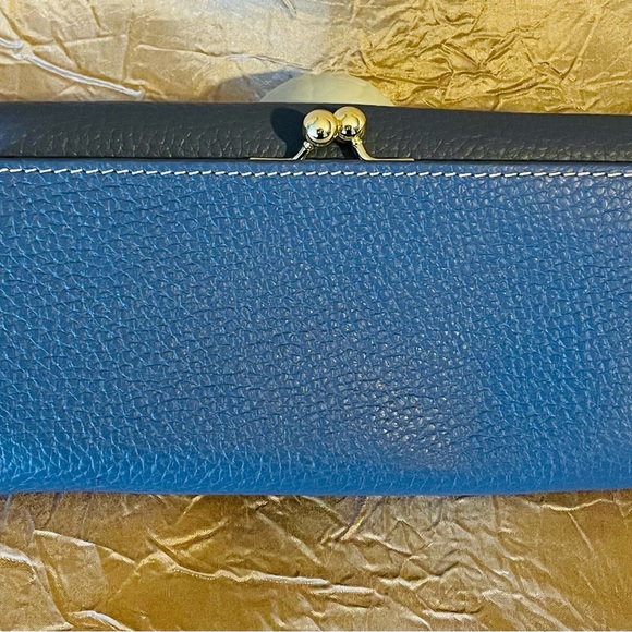 Dooney and Bourke pebble grain continental clutch billfold wallet - Picture 2 of 6